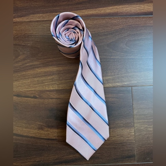MICHAEL Michael Kors Silk Pink and Blue Tie - Picture 1 of 9